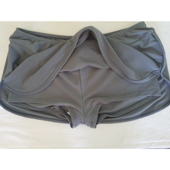 Go by Gossip Triangle Tango layered tankini top and swim skirt set size L - Picture 9 of 9